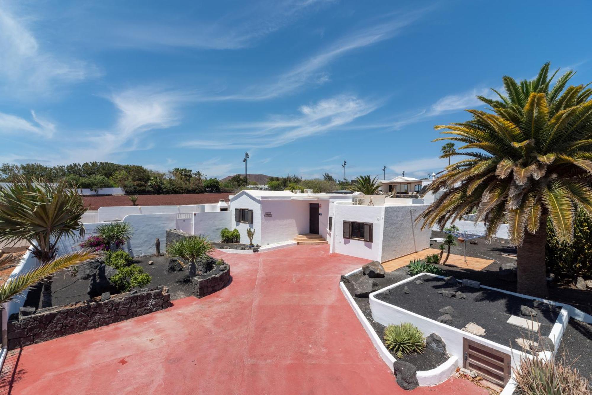 Villa Michelle - Lh114 By Villas Now Ltd Playa Blanca  Exterior foto