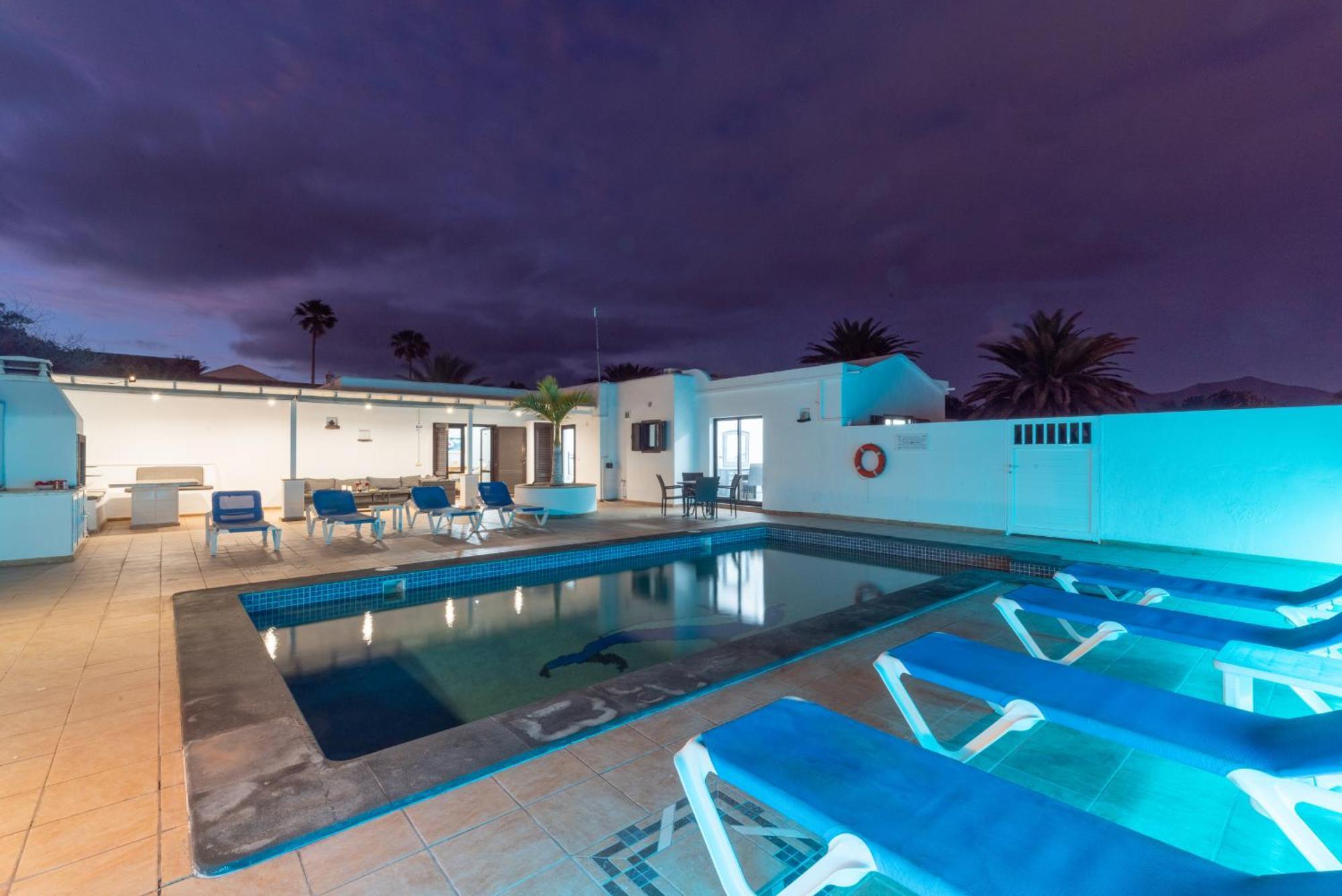Villa Michelle - Lh114 By Villas Now Ltd Playa Blanca  Exterior foto